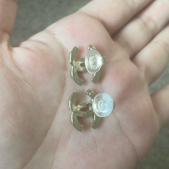 Chanel clip on earrings - silver color - Picture 3 of 4